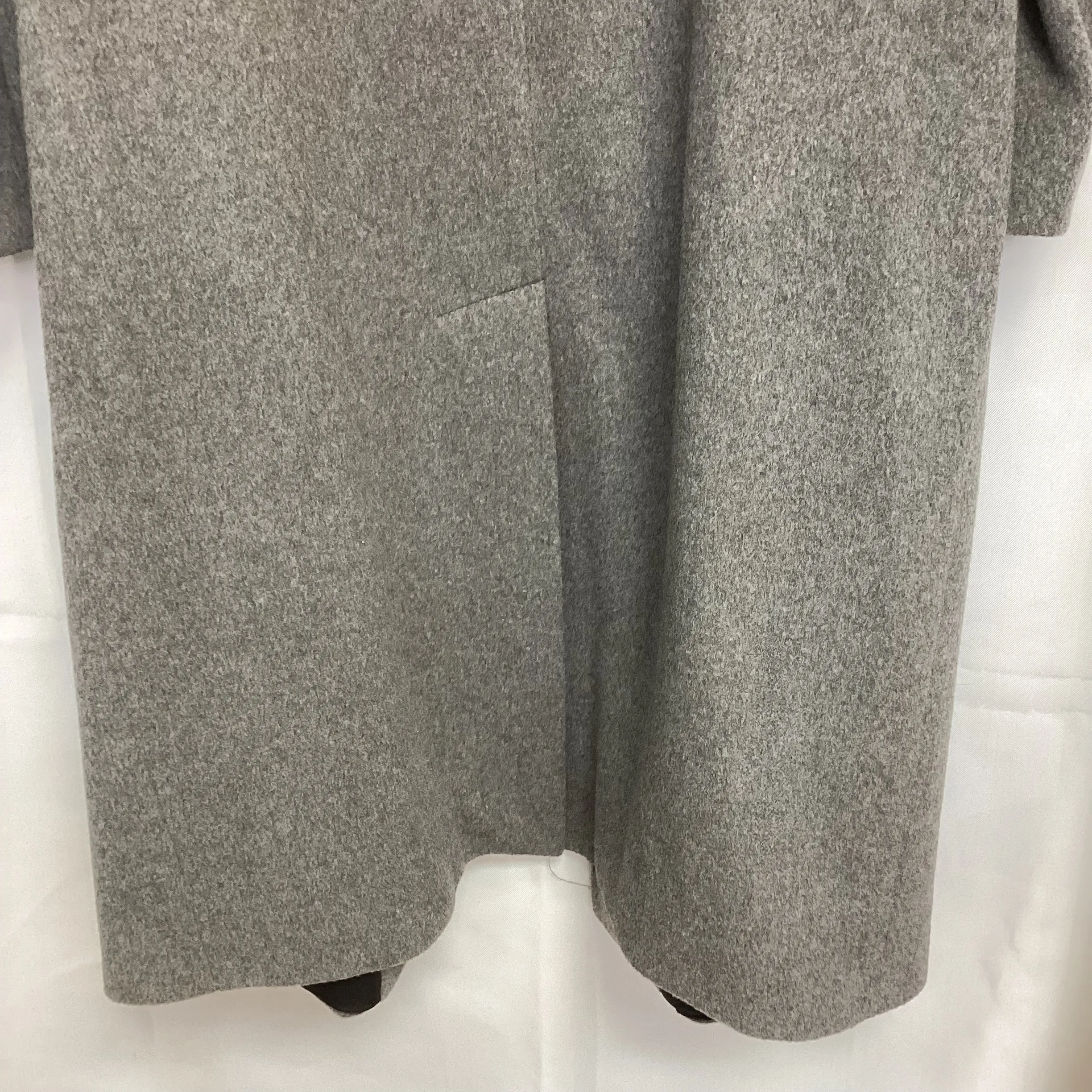 BNWT CG Cashmere Grey Coat 42R