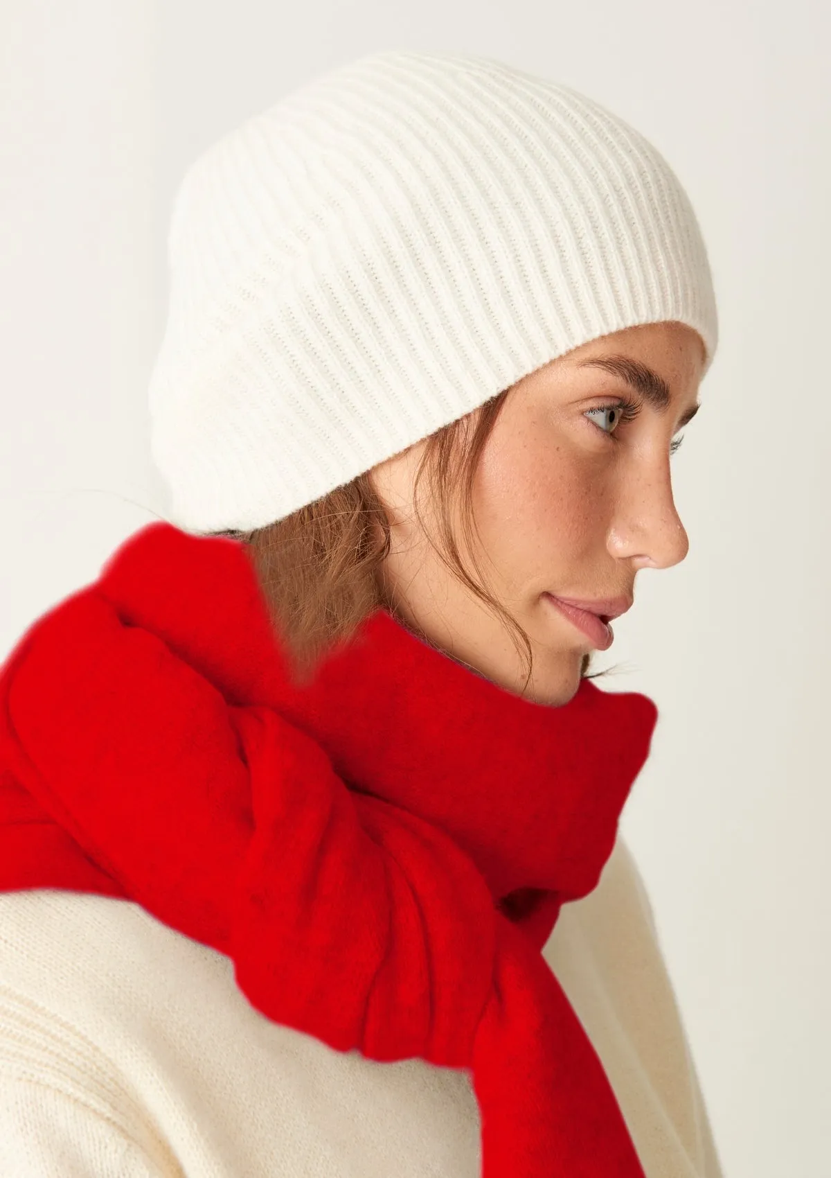 Cashmere Lofty Blanket Scarf in Postbox Red