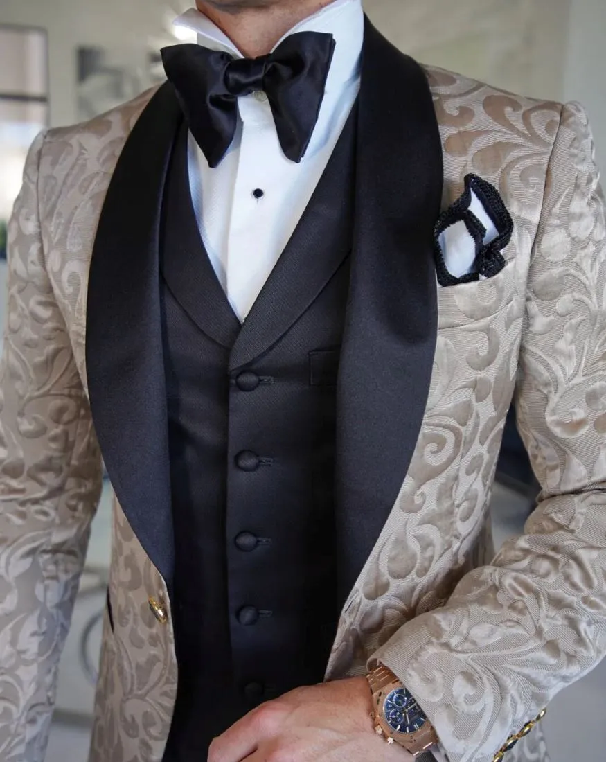 Champagne Oro and Black Paisley Dinner Jacket