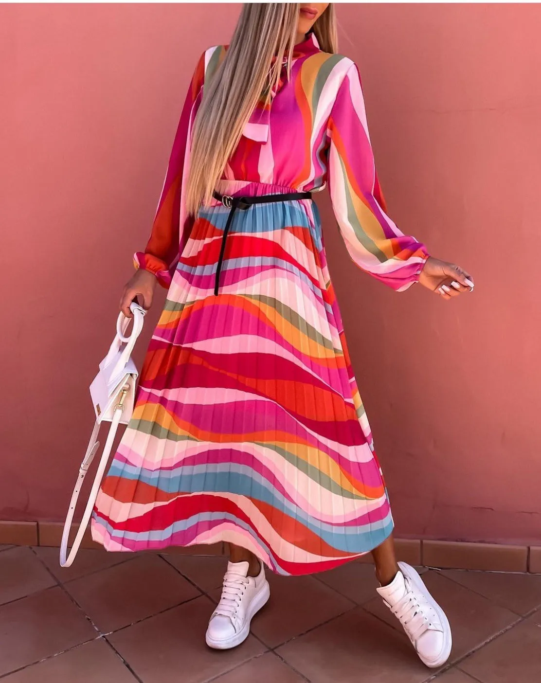 Holiday long-sleeved print maxi dress