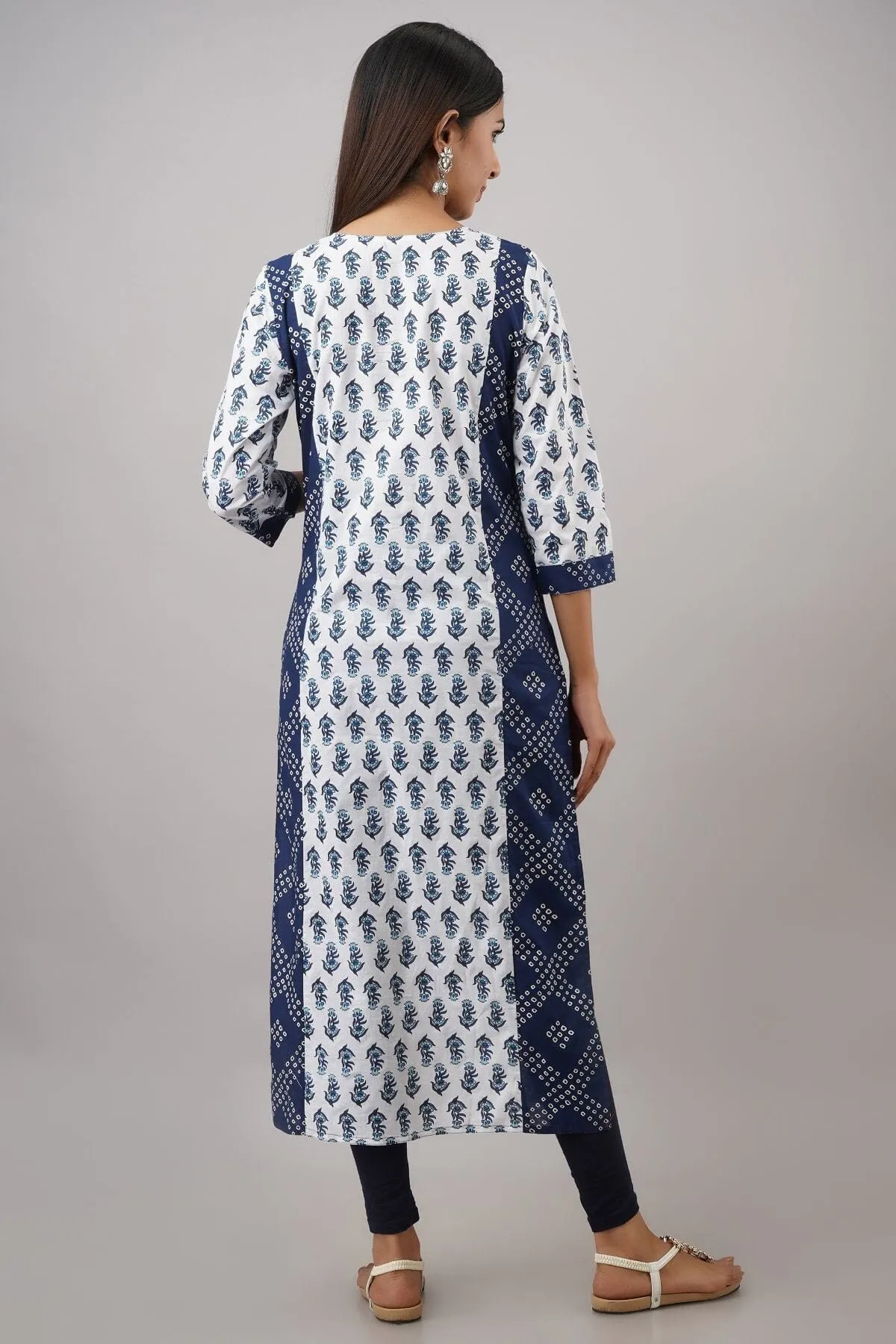 SVARCHI Women's Cotton Booti Bandhej Print Straight Kurta (Blue & White)