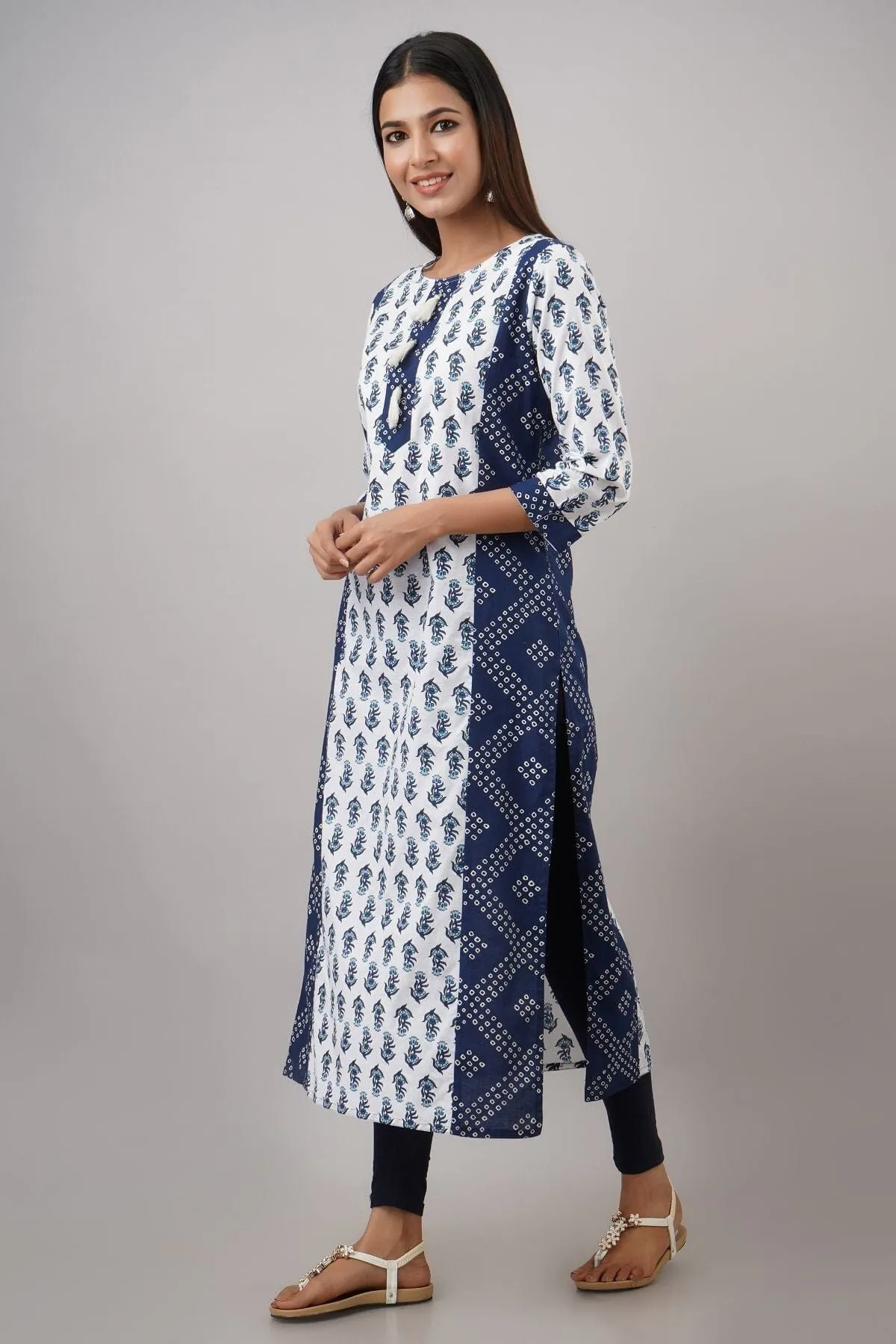 SVARCHI Women's Cotton Booti Bandhej Print Straight Kurta (Blue & White)