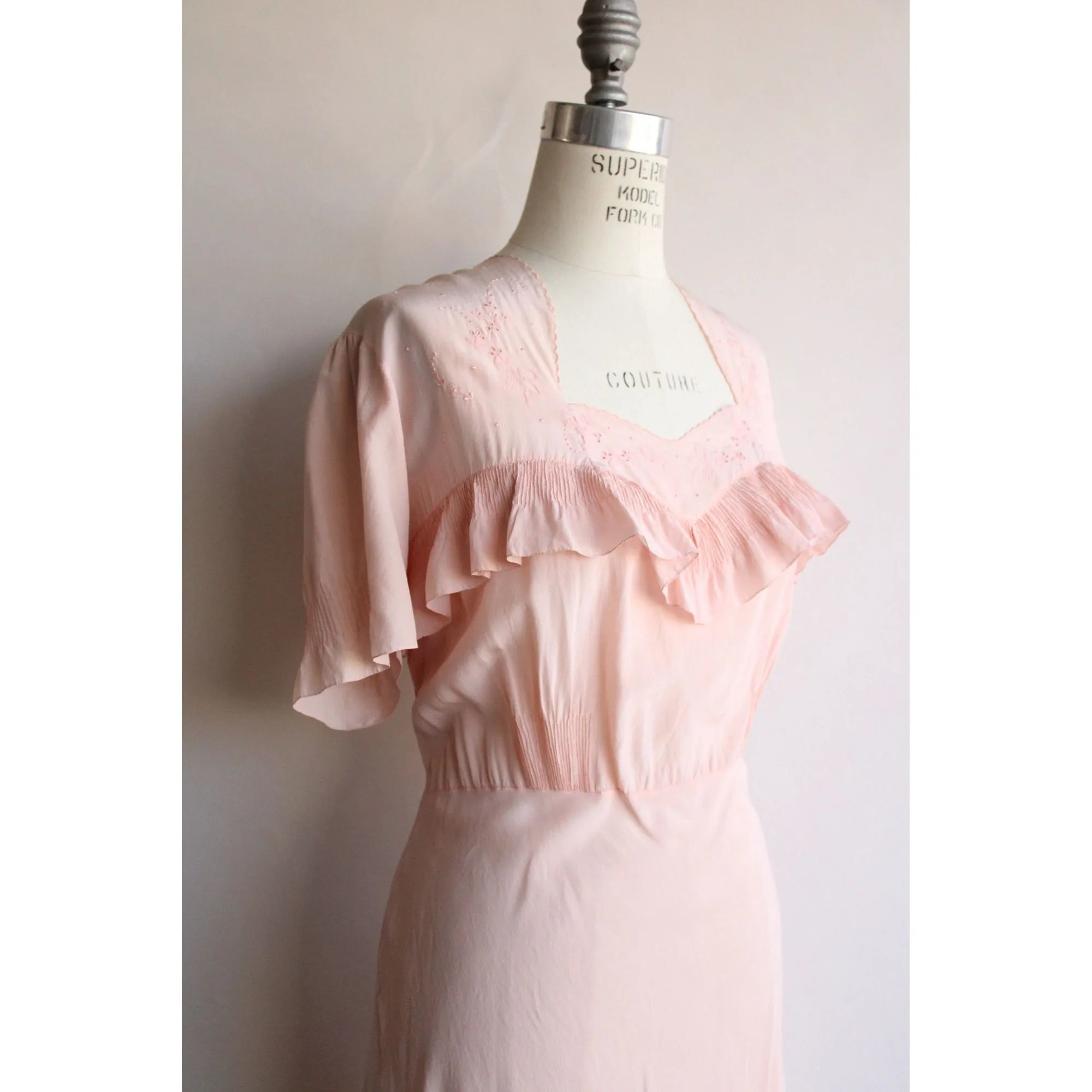 Vintage 1940s Ballet Pink Silk Dress