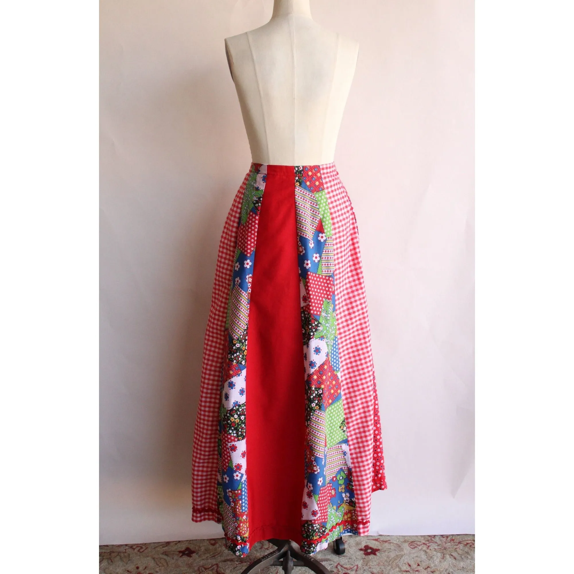 Vintage 1970s Patchwork Print Maxi Skirt